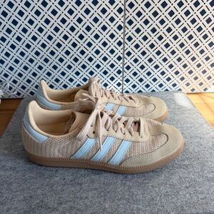 Adidas Samba OG shoes in the "Sand Strata / Sky Tint" (Women)